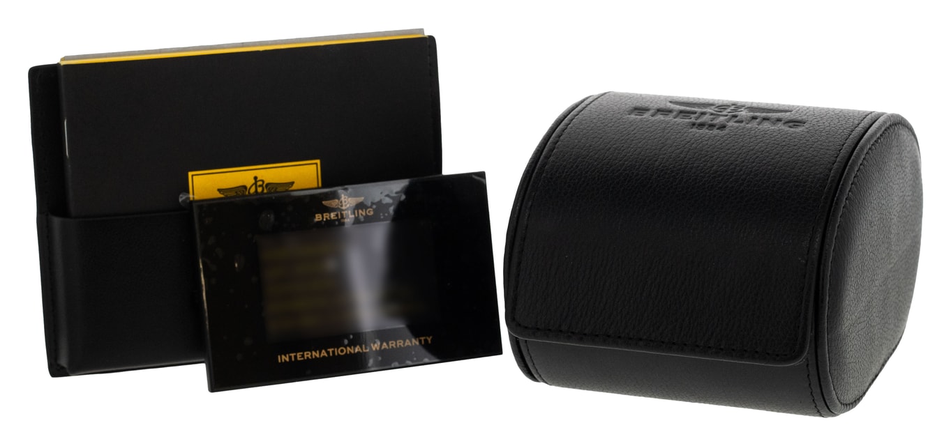 Breitling Super Avenger II A13371 Image 4